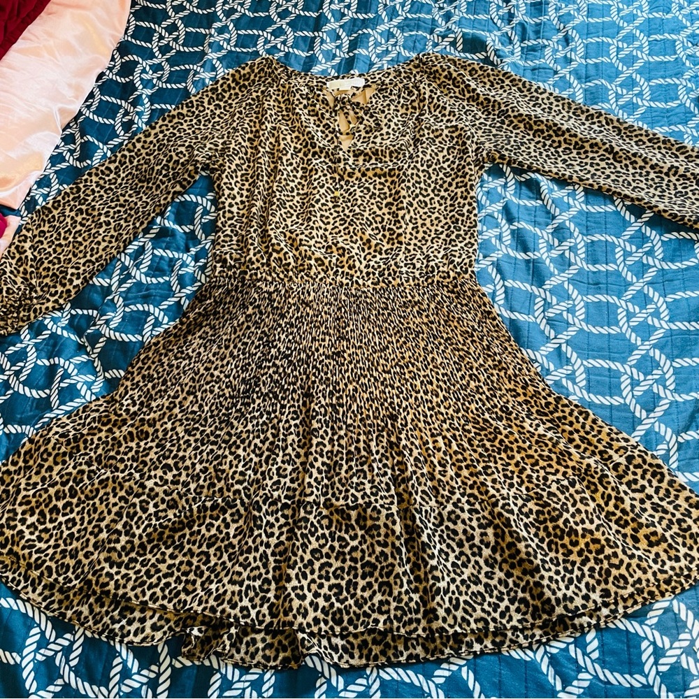 Michael kors women medium size new